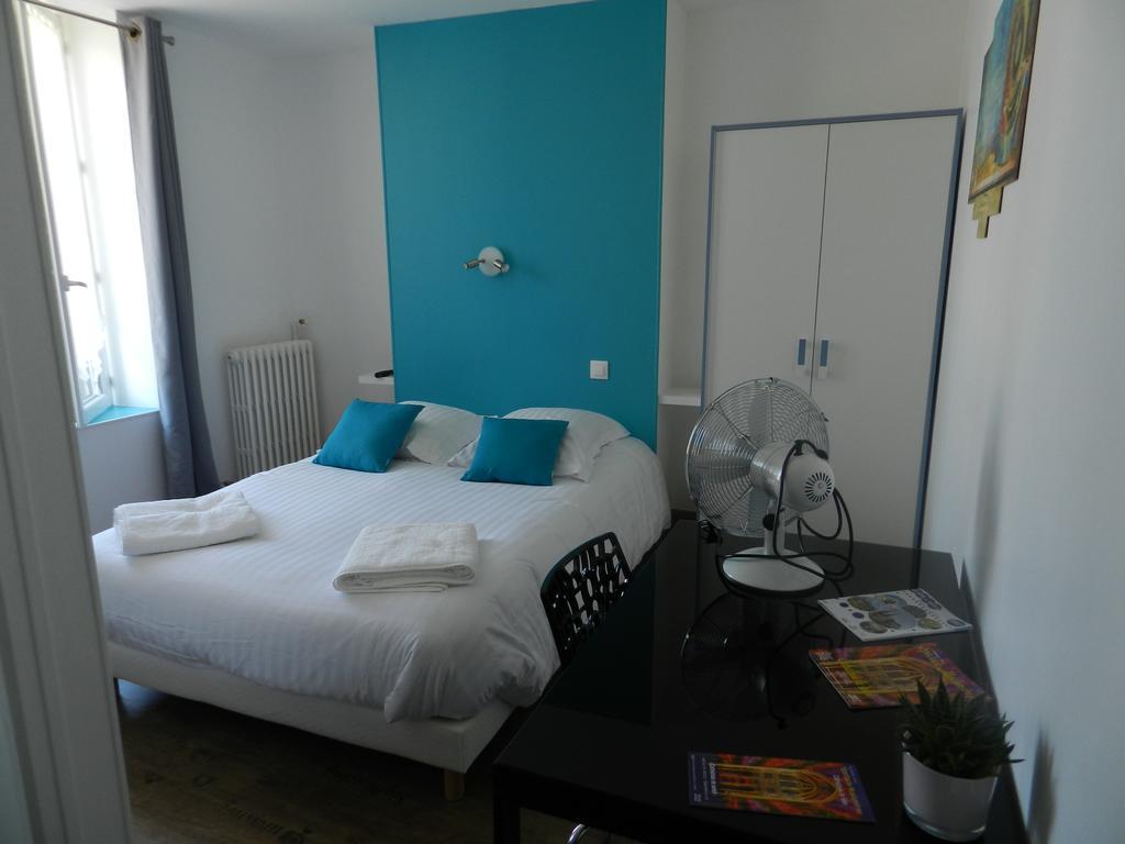 Le C Gourmand Hotel Sées Kültér fotó